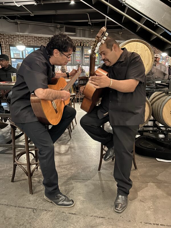 El Rey warm up Juan Blea and Eddie Hernandez